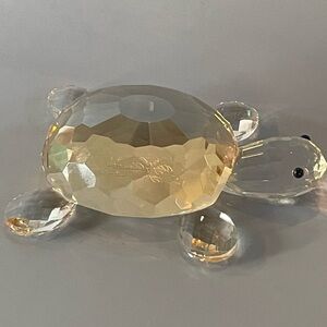 Oleg Cassini Signed 3" Pale Amber Faceted Crystal Art Glass Turtle Figurine